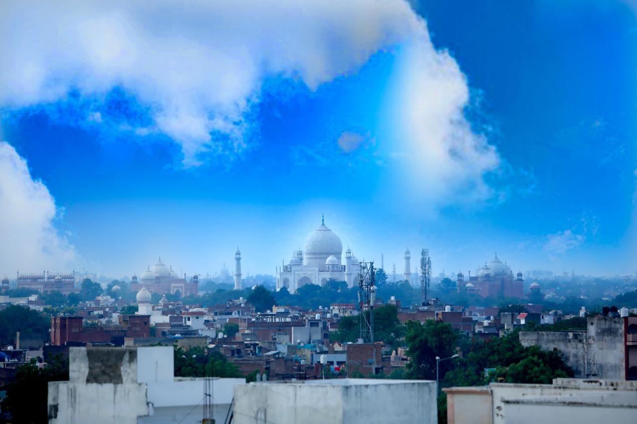 Taj Sojourn Bed & Breakfast Agra  Exterior photo