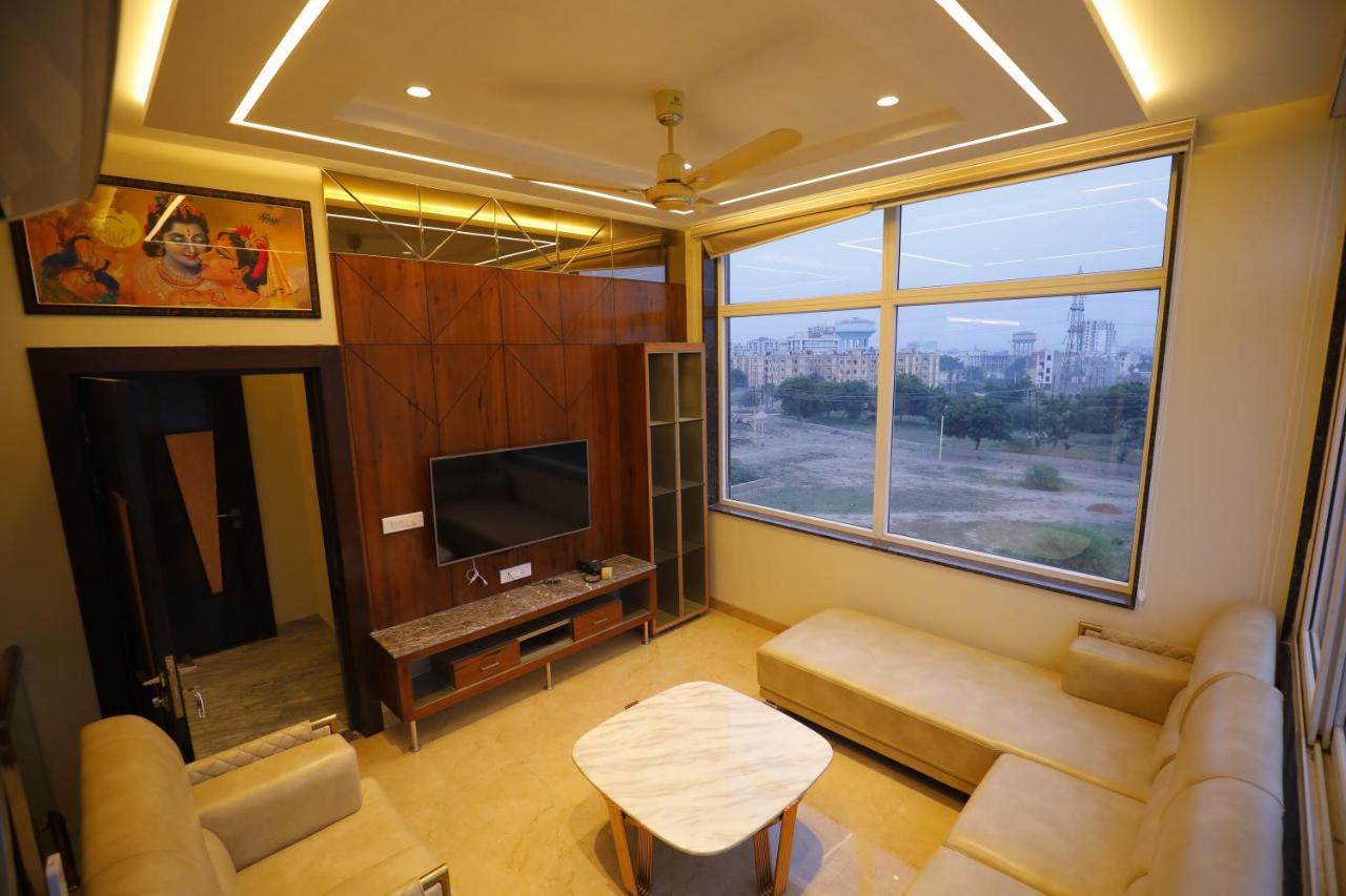 Taj Sojourn Bed & Breakfast Agra  Exterior photo