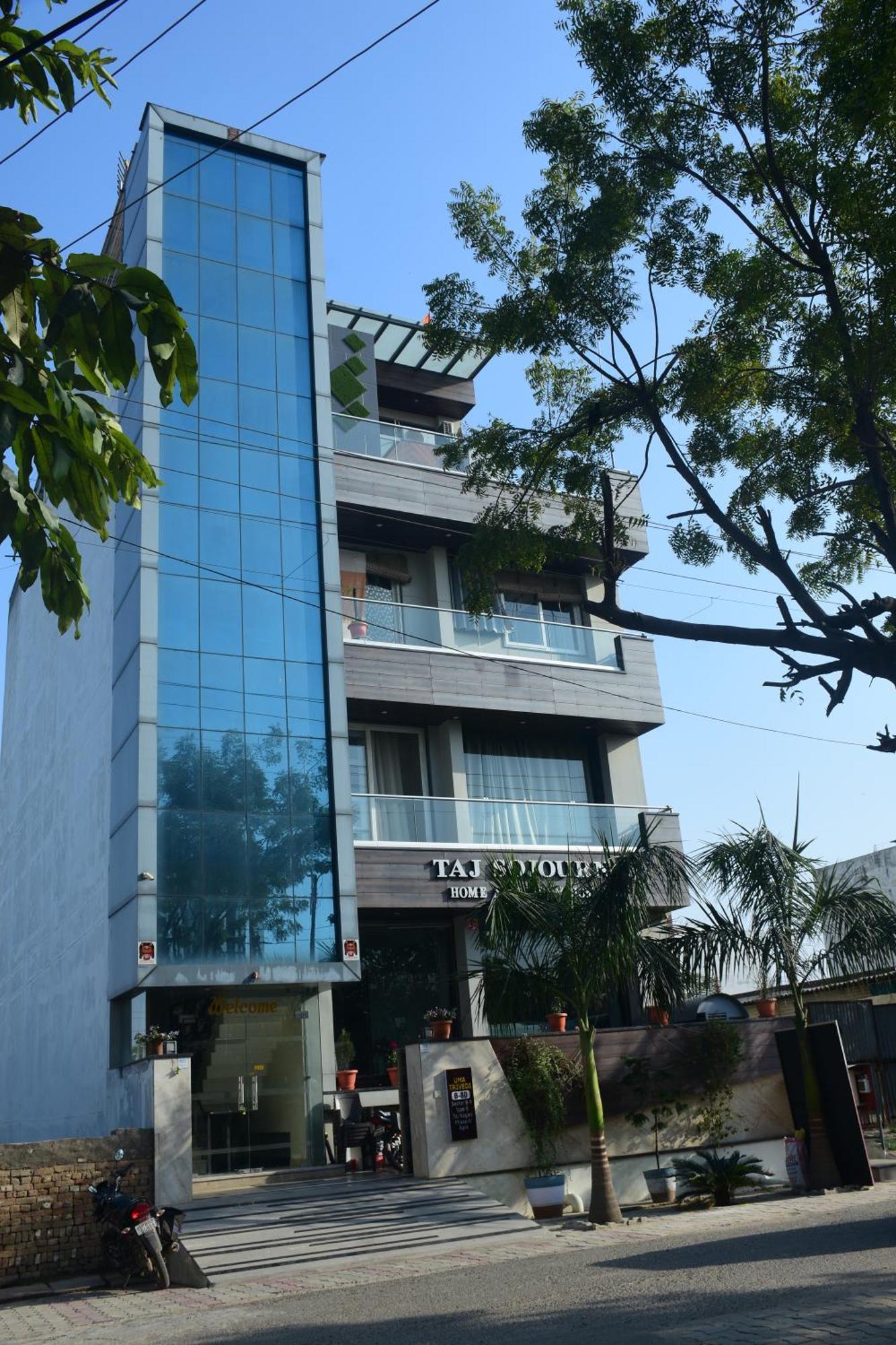 Taj Sojourn Bed & Breakfast Agra  Exterior photo