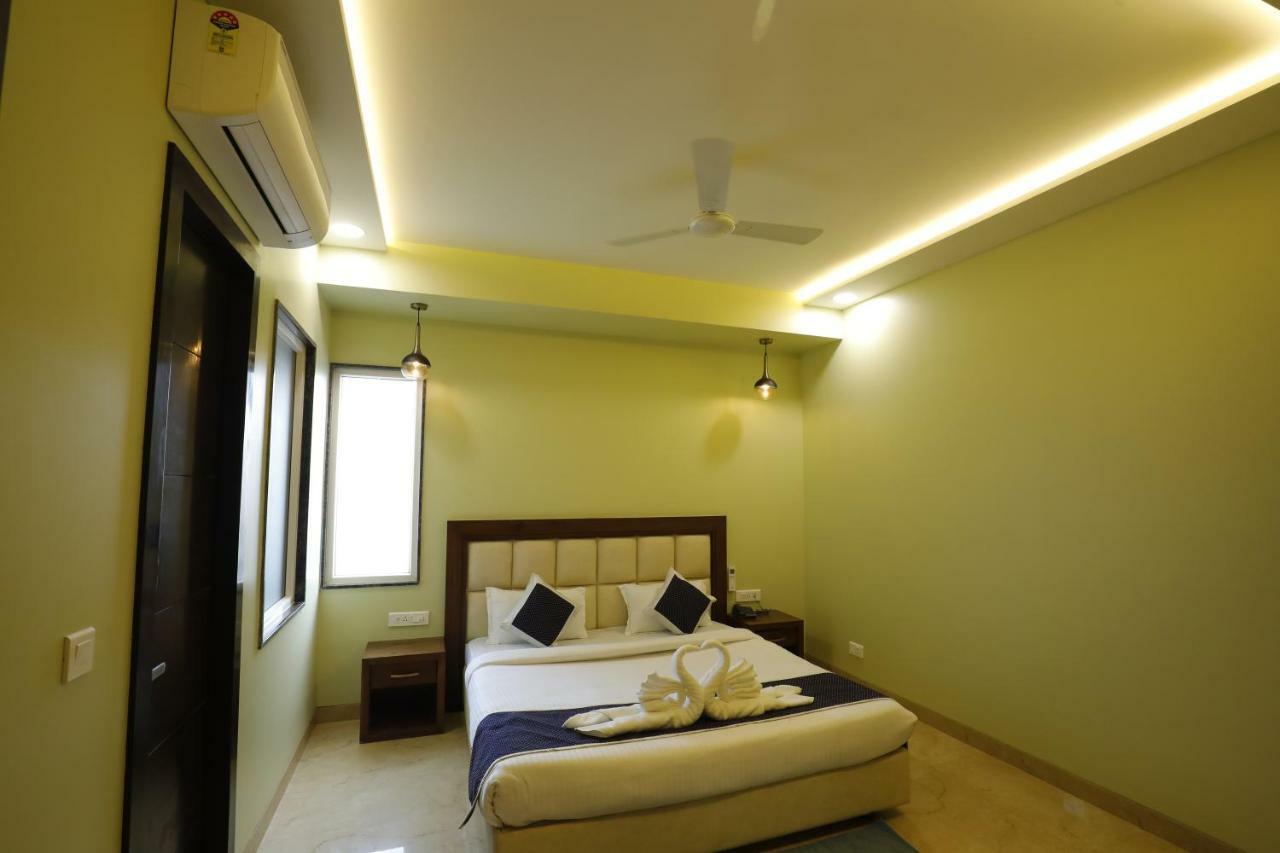 Taj Sojourn Bed & Breakfast Agra  Exterior photo